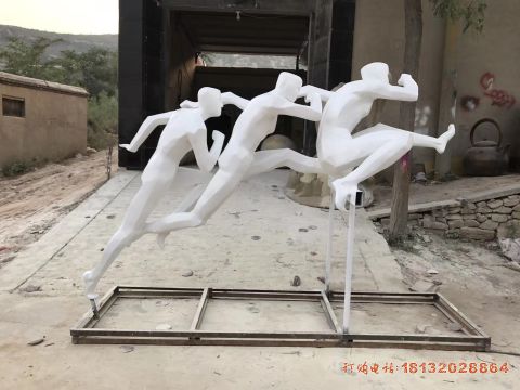 不锈钢跨栏人物雕塑